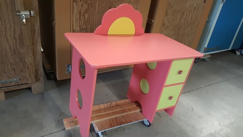 Bureau pour enfant - , ludique